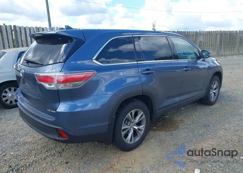 2015 Toyota Highlander Le Plus V6 from USA, damaged, VIN 5TDBKRFH3FS190970